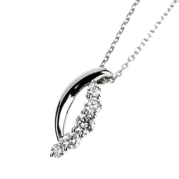 4?PT850 DIAMOND PENDANT NECKLACE: 4?pt850 diamond Pendant necklace Brand: 4? Type: pendant necklace Material: Platinum Main Stone Natural Color: None Size: Necklace: Chain Length 42 Length/Width/Diameter 15.5 Width/Thickness