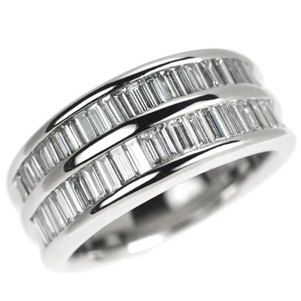 PT900 DIAMOND RING: Pt900 diamond ring Brand: None Type: rings Material: Platinum Main Stone Natural Color: Platinum Size: 6.25 - 6.5 US Accessories: None Accessories Notice: When purchasing pre-owned goods,