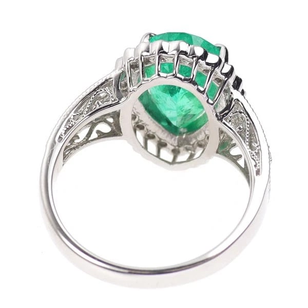 PT900 EMERALD DIAMOND RING - 3
