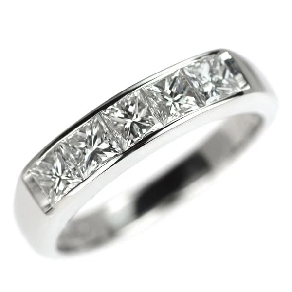 PT900 DIAMOND RING: Pt900 diamond ring Brand: None Type: rings Material: Pt900 Main Stone Natural Color: None Size: 6 US Accessories: None Accessories Notice: When purchasing pre-owned goods, please refer to