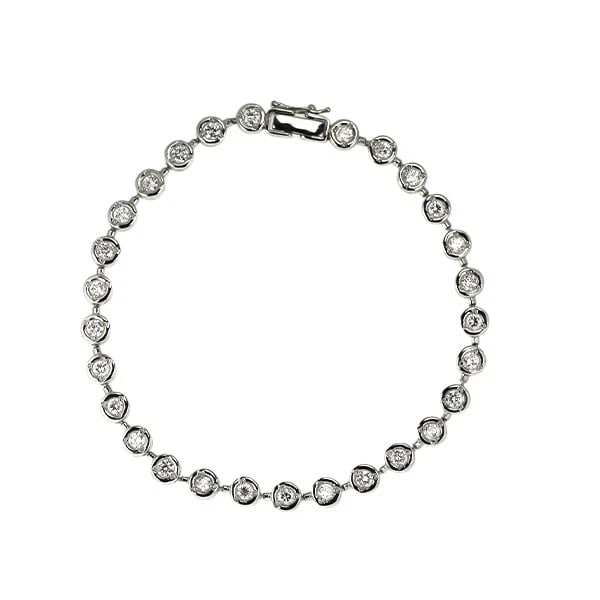 PT850 DIAMOND TENNIS BRACELET: Pt850 diamond tennis bracelet Brand: None Type: bracelets Material: Platinum Main Stone Natural Color: None Size: Length/Width/Diameter4.8Width/Thickness2.6 Accessories: None Accessories