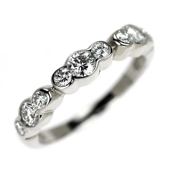 PT900 DIAMOND RING: Pt900 diamond ring Brand: None Type: rings Material: Pt900 Main Stone Natural Color: None Size: 5.25 US Accessories: None Accessories Notice: When purchasing pre-owned goods, please refer