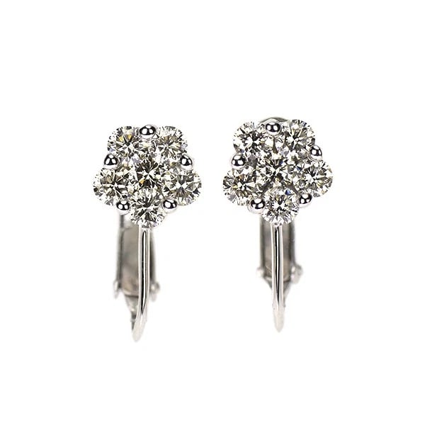 K18WG FLOWER DIAMOND EARRING: K18WG flower diamond earring Brand: None Type: earring Material: K18WG Main Stone Natural Color: None Size: Length/Width/Diameter15.5Width/Thickness7.3 Accessories: None Accessories Notice: