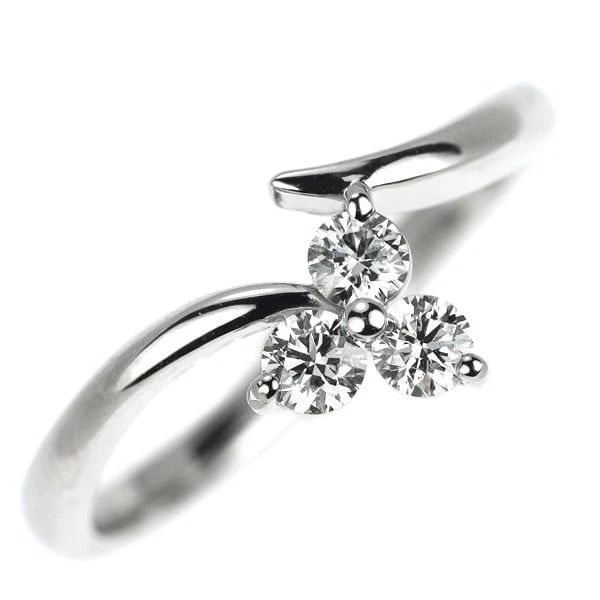 PT900 H&C DIAMOND RING: Pt900 H&C diamond ring Brand: None Type: rings Material: Pt900 Main Stone Natural Color: None Size: 5.5 - 5.75 US Accessories: None Accessories Notice: When purchasing pre-owned goods, please