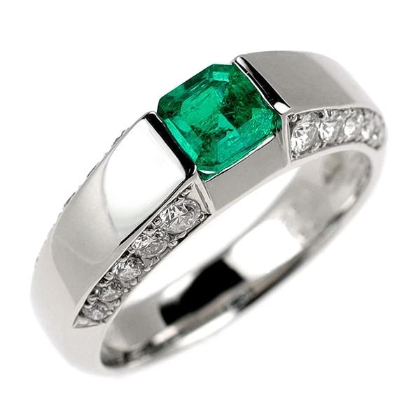 PT900 EMERALD DIAMOND RING: Pt900 emerald diamond ring Brand: None Type: rings Material: Pt900 Main Stone emeralds Color: None Size: 6.75 - 7 US Accessories: None Accessories Notice: When purchasing pre-owned goods,