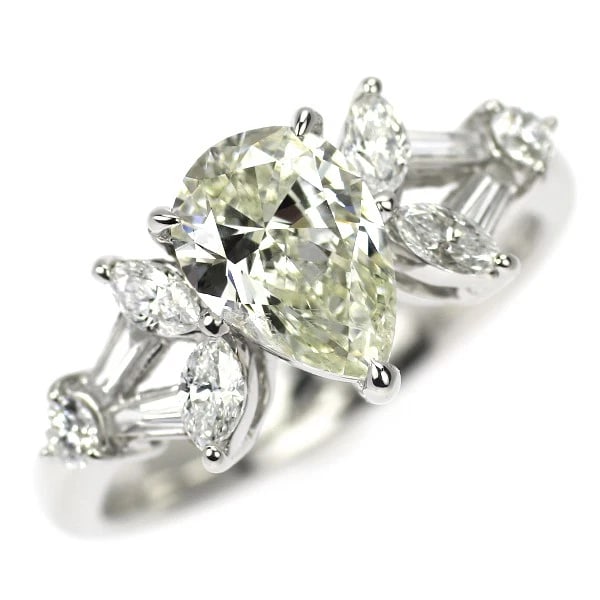 PT900 DIAMOND RING: Pt900 diamond ring Brand: None Type: rings Material: Platinum Main Stone Natural Color: None Size: 6 US Accessories: None Accessories Notice: When purchasing pre-owned goods, please refer to