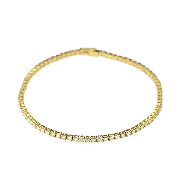 K18YG DIAMOND TENNIS BRACELET: K18YG diamond tennis bracelet Brand: None Type: bracelets Material: K18YG Main Stone Natural Color: Gold Size: Length/Width/Diameter2.4Width/Thickness2.5 Accessories: None Accessories Notice: