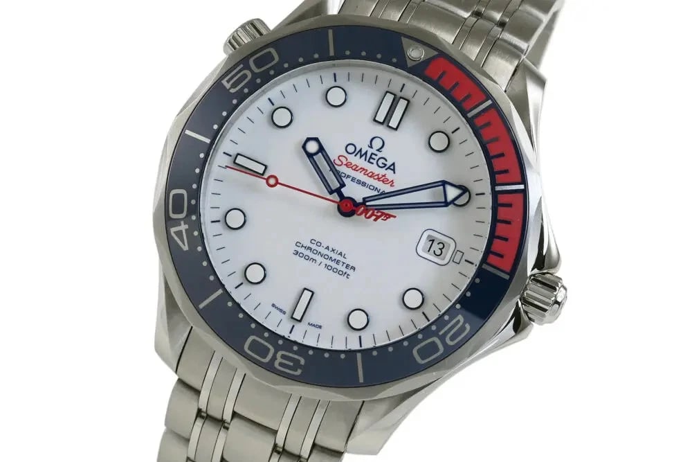 OMEGA SEAMASTER DIVER CO-AXIAL COMMANDER WATCH WATCH: OMEGA Seamaster Diver Co-Axial Commander Watch Watch Brand: OMEGA Type: Wrist watch Material: Band Material None, Case Material SS Color: Dial Color White Size: Case size Case Size 41mm Case Thick