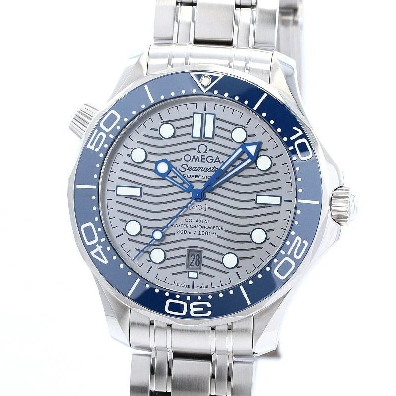 OMEGA SEAMASTER DIVER MASTER CHRONOMETER WATCH (1 of 4)