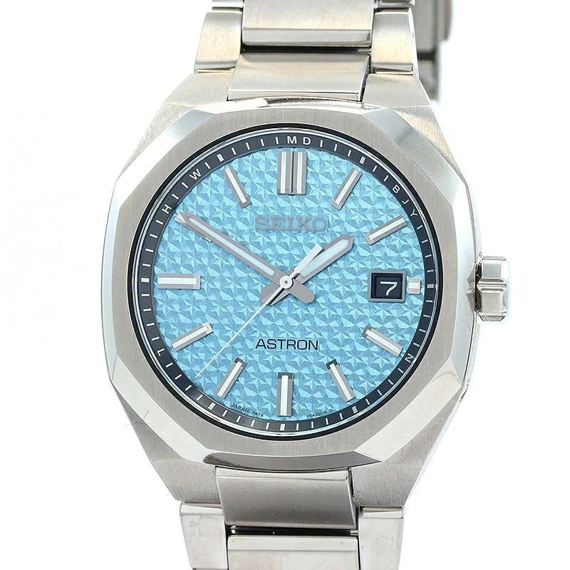 SEIKO ASTRON NEXSTAR STARRY SKY WATCH: Seiko Astron Nexstar Starry Sky Watch Brand: SEIKO Type: Wrist watch Material: Band Material Titanium, Case Material Titanium Color: Dial Color Light Blue Size: Case size Case Size