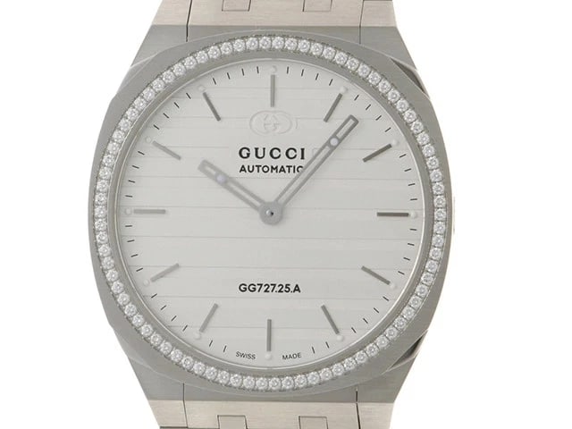 GUCCI WATCH SILVER WATCH: GUCCI Watch Silver Watch Brand: GUCCI Type: Wrist watch Material: Band Material None, Case Material [ Material ] SS Color: Dial Color Silver Size: Case size 40mm [ Arm circumference size ] 18.5cm