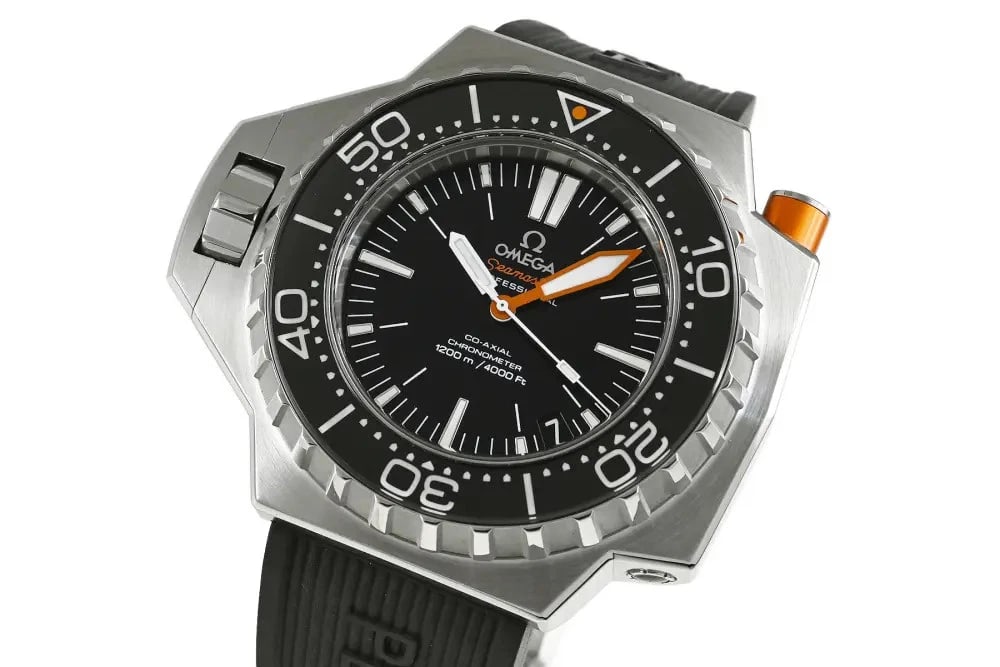 OMEGA SEAMASTER PLOPROF WATCH: OMEGA Seamaster Ploprof Watch Brand: OMEGA Type: Wrist watch Material: Band Material None, Case Material SS Color: Dial Color Black Size: Case size Case Thickness 18.5mm [ Case size ] 55×48mm [ A