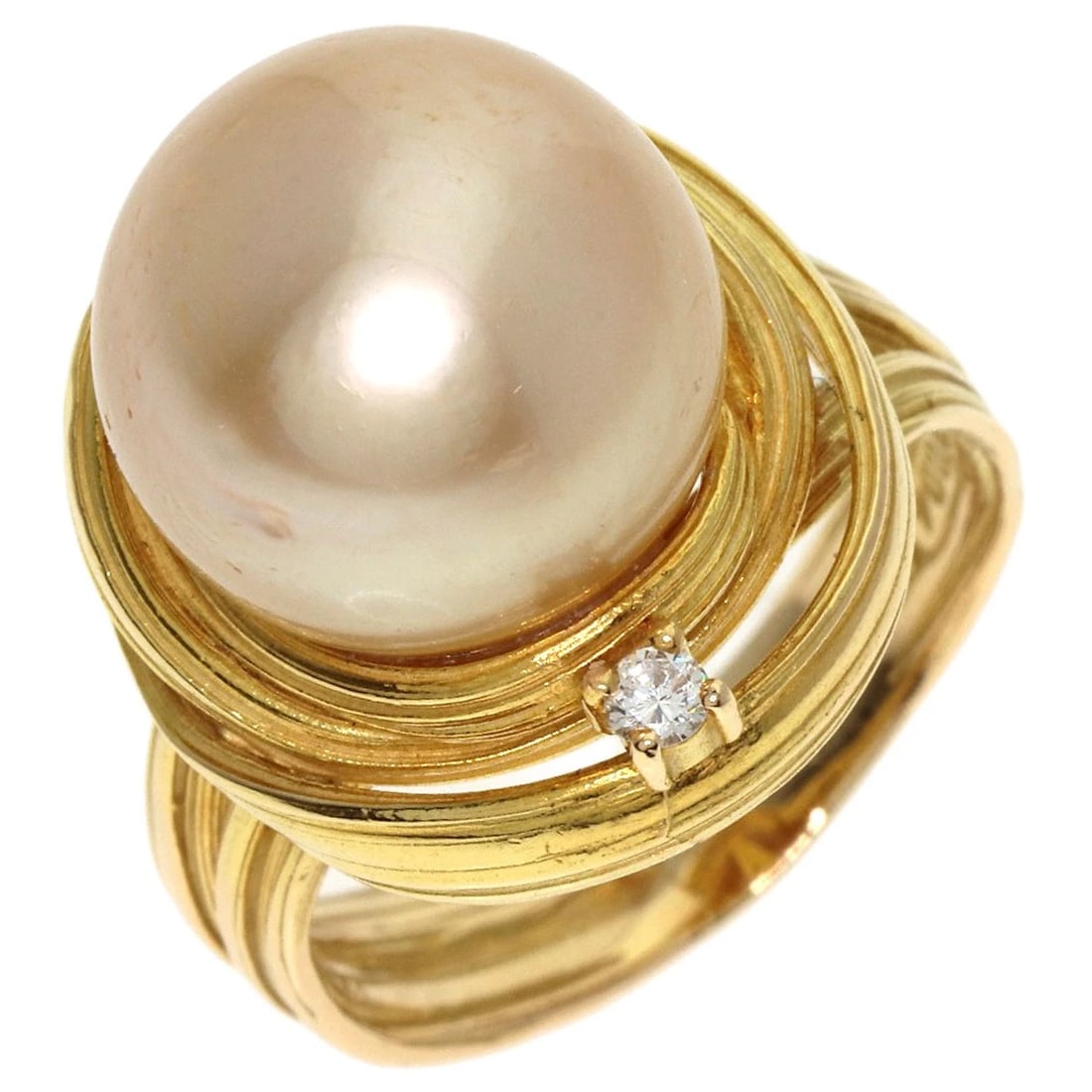 TASAKI GOLDEN PEARL DIAMOND RING K18 YELLOW GOLD: TASAKI Golden Pearl Diamond Ring K18 Yellow Gold Brand: TASAKI Type: Ring Material: K18 Yellow Gold Color: Gold Size: 6.75(US) Accessories: None Accessories Notice: When purchasing pre-owned