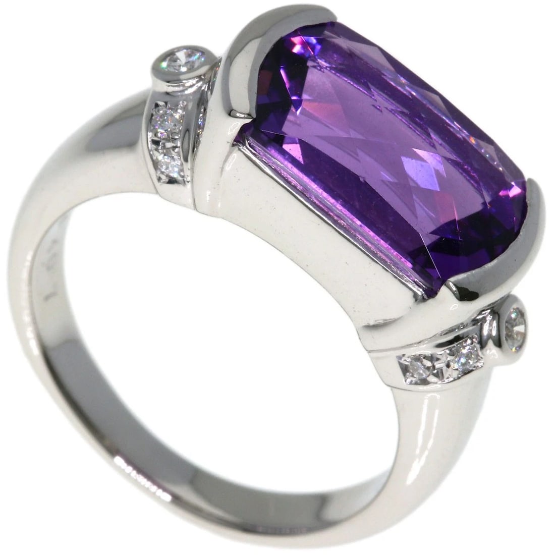 TASAKI AMETHYST DIAMOND RING PLATINUM PT900: TASAKI Amethyst Diamond Ring Platinum PT900 Brand: TASAKI Type: Ring Material: Platinum PT900 Main Stone Amethyst Color: Silver Size: 5.25(US) Accessories: None Accessories Notice: When pur
