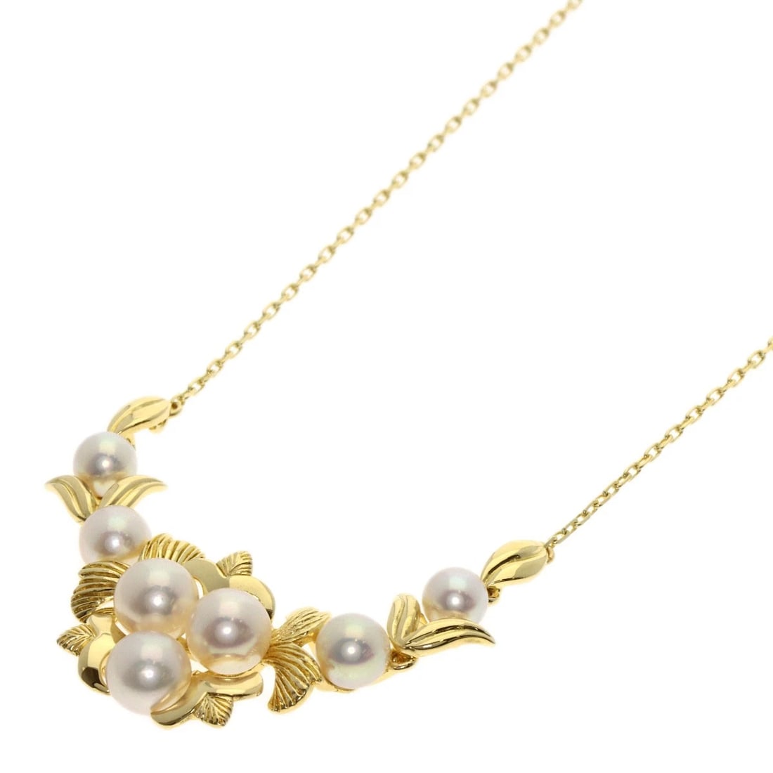 MIKIMOTO LEAF MOTIF PEARLNECKLACE K18 YELLOW GOLD: MIKIMOTO Leaf motif PearlNecklace K18 Yellow Gold Brand: MIKIMOTO Type: Necklace Material: K18 Yellow Gold Color: Gold Size: Stone Size:0.2inch/4.6-5.9mm Chain Length:15.7inch/40cm Chain Width:0.4