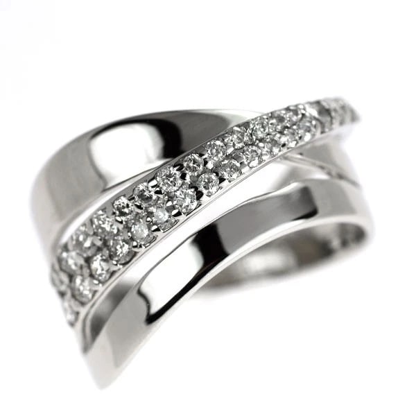 PT900 DIAMOND RING: Pt900 diamond ring Brand: None Type: rings Material: Platinum Main Stone Natural Color: Platinum Size: 4.5 US Accessories: None Accessories Notice: When purchasing pre-owned goods, please