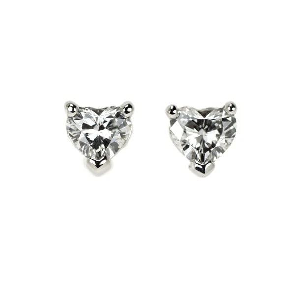 PT900 HEART SHAPE DIAMOND EARRINGS: Pt900 Heart Shape Diamond Earrings Brand: None Type: piercing Material: Pt900 Main Stone Natural Color: None Size: Length/Width/Diameter5.1Width/Thickness4.7 Accessories: None Accessories