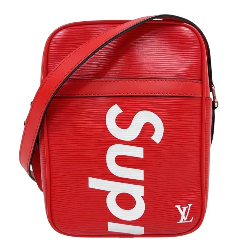 LOUIS VUITTON DANUBE PM SUPREME COLLABO: LOUIS VUITTON Danube PM Supreme Collabo Brand: LOUIS VUITTON Type: Handbag Material: Epi Color: Red/White/SV Hardware Size: W: 16cm / H: 22cm / D: 7cm / Shoulder: 110-127cm Accessories: None