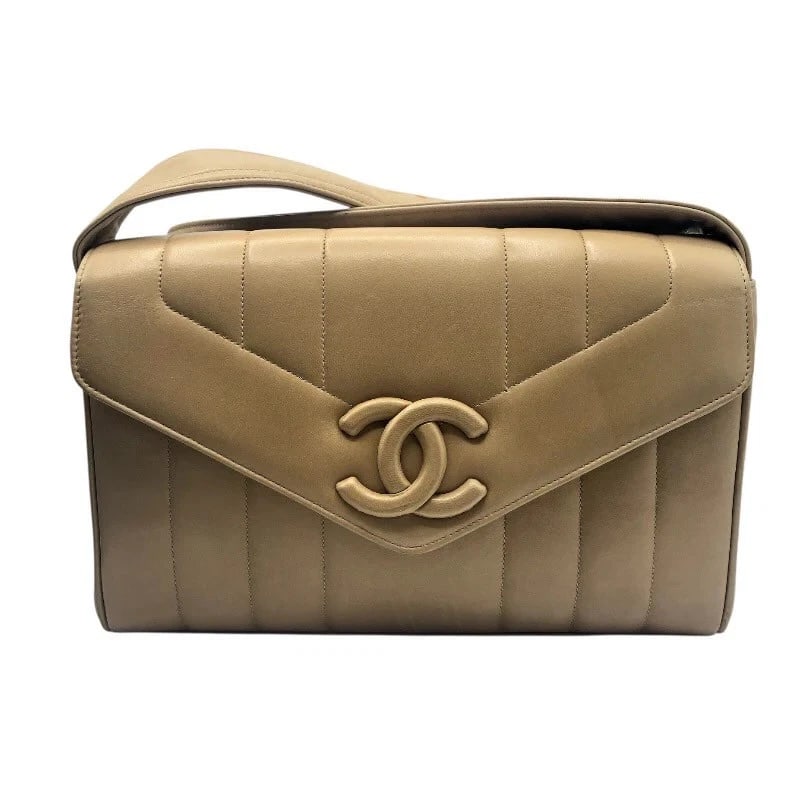 CHANEL MADEMOISELLE BEIGE LAMBSKIN: CHANEL Mademoiselle Beige Lambskin Brand: CHANEL Type: Handbag Material: Lambskin Color: beige Size: W: 27cm / H: 18cm / D: 5cm / Shoulder: 117cm Accessories: None Accessories Notice: When