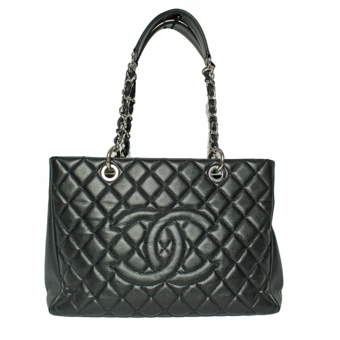 CHANEL GST CHAIN TOTE BAG CAVIAR SKIN BLACK: Chanel GST Chain Tote Bag Caviar Skin Black Brand: Chanel Type: Handbag Material: Caviar Skin Color: Black Size: W:33cm × H:22.5cm × D:13cm Accessories: None Accessories Notice: When