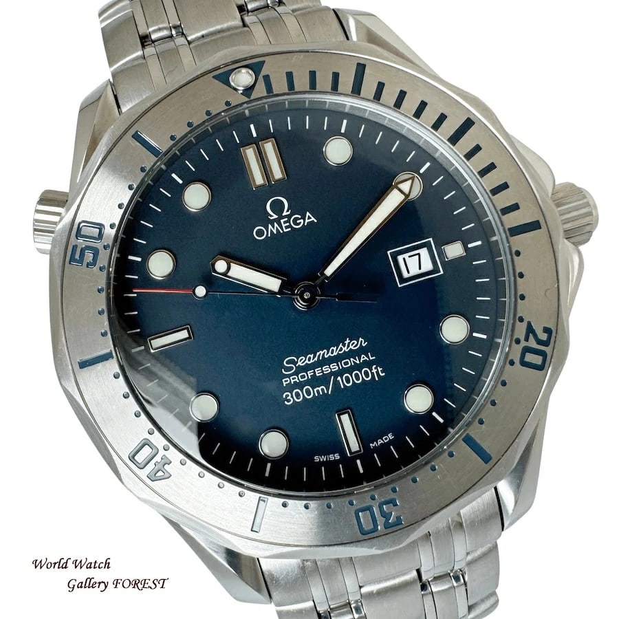 OMEGA SEAMASTER PROFESSIONAL QUARTZ WATCH: OMEGA Seamaster Professional Quartz Watch Brand: OMEGA Type: Wrist watch Material: Band Material Stainless Steel, Case Material Stainless Steel Color: Dial Color Navy Size: Case size Size