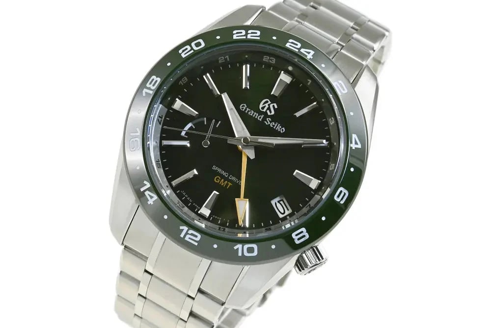 SEIKO GRAND SEIKO SPORTS COLLECTION WATCH: SEIKO Grand Seiko Sports Collection Watch Brand: SEIKO Type: Wrist watch Material: Band Material None, Case Material SS Color: Dial Color Green Size: Case size Case Size 40.5mm Case Thickness 14.5