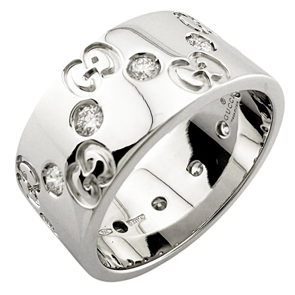 GUCCI RING K18 WHITE GOLD DIAMOND: GUCCI Ring K18 white gold diamond Brand: GUCCI Type: Ring Material: K18 white gold Main Stone Natural Color: Silver Size: US 6 3/4 Accessories: None Accessories Notice: When purchasing pre