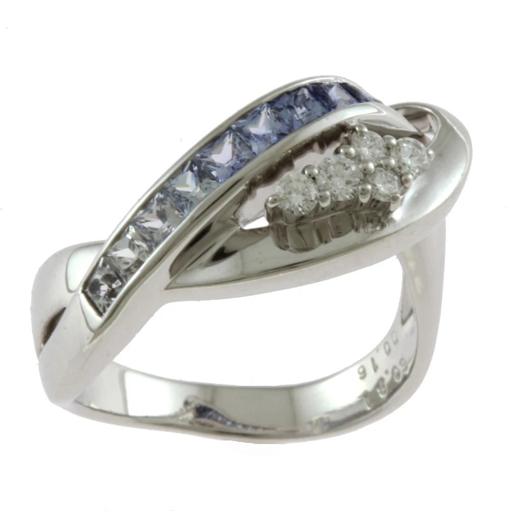 RING K18 WHITE GOLD SAPPHIRE: Ring K18 white gold sapphire Brand: Unbranded Type: Ring Material: K18 white gold Color: Silver Size: US 6 3/4 Accessories: None Accessories Notice: When purchasing pre-owned goods, please