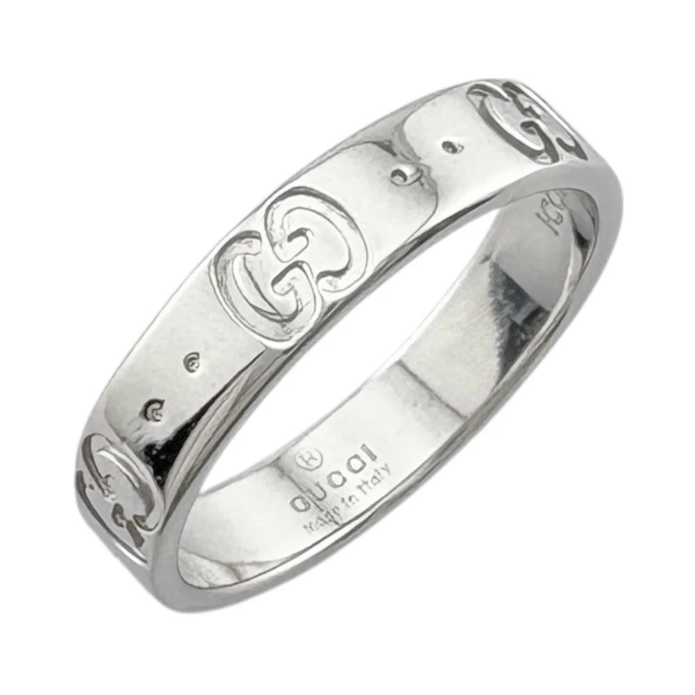 GUCCI RING K18 WHITE GOLD ICON USED: GUCCI Ring K18 white gold icon used Brand: GUCCI Type: Ring Material: K18 white gold Color: Silver Size: US 5 1/2 Accessories: None Accessories Notice: When purchasing pre-owned goods, please