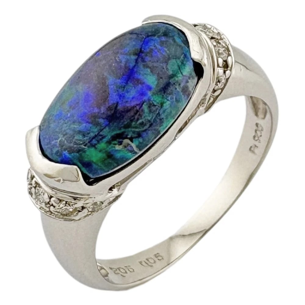 RING PT900PLATINUM OPAL DIAMOND: Ring Pt900Platinum opal diamond Brand: Unbranded Type: Ring Material: Pt900Platinum Color: Silver Size: US 5 3/8 Accessories: None Accessories Notice: When purchasing pre-owned goods, plea