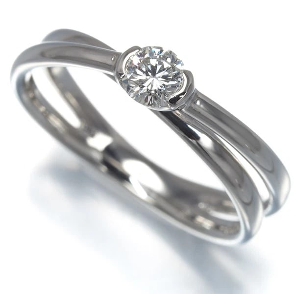 HCO RING DIAMOND SOLITAIRE: HCO Ring Diamond Solitaire Brand: HCO Type: Ring Material: 950 / Platinum Main Stone Natural Color: Platinum Size: US4 - 4.25 Accessories: None Accessories Notice: When purchasing pre-owned
