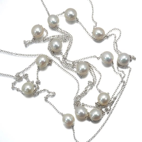 TASAKI NECKLACE AKOYA STATION LONG: TASAKI Necklace Akoya Station Long Brand: TASAKI Type: Necklace Material: 18K / 750 / White Gold Color: White Gold Size: Necklace length: 104cm Accessories: None Accessories Notice: When