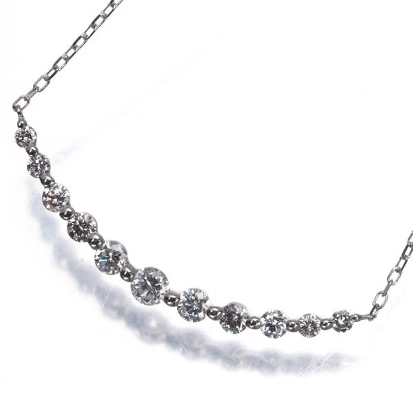 DIAMOND NECKLACE 18K WHITE GOLD: Diamond Necklace 18K White Gold Brand: Unbranded Type: Necklace Material: 18K / 750 / White Gold Main Stone Natural Color: White Gold Size: Necklace length: 47cm Accessories: None Accessories