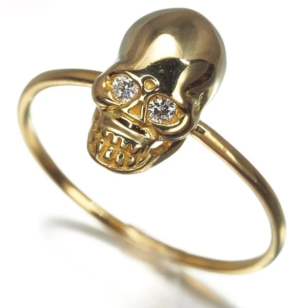 DIAMOND SKULL RING: Diamond Skull Ring Brand: Unbranded Type: Ring Material: 18K / 750 / Yellow Gold Main Stone Natural Color: Yellow Gold Size: US5 Accessories: None Accessories Notice: When purchasing