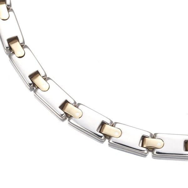 TIFFANY&CO. BRACELET CHAIN: Tiffany&Co. Bracelet Chain Brand: Tiffany & Co. Type: Bracelet Material: 925 / Sterling Silver Color: Sterling Silver Size: Inner circumference: 17.5cm Accessories: None Accessories Notice: