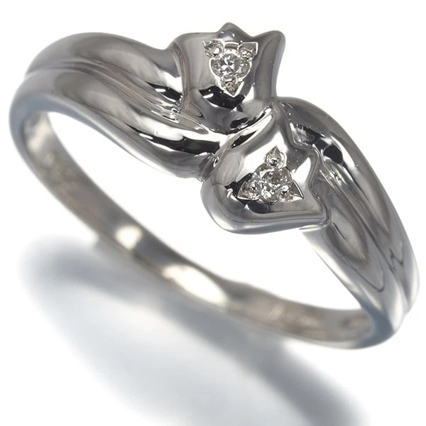 CHRISTIAN DIOR RING DIAMOND: Christian Dior Ring Diamond Brand: Christian Dior Type: Ring Material: 900 / Platinum Main Stone Natural Color: Platinum Size: US5.75 - 6 Accessories: None Accessories Notice: When purchasing