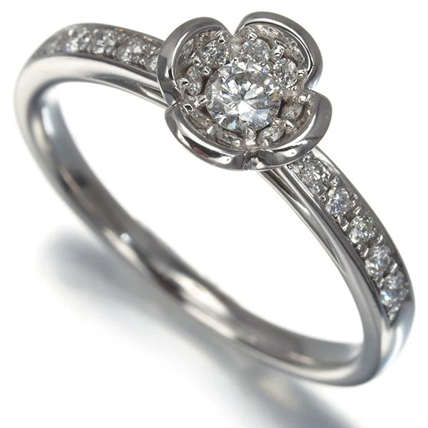 DIAMOND FLOWER RING: Diamond Flower Ring Brand: Unbranded Type: Ring Material: 18K / 750 / White Gold Main Stone Natural Color: White Gold Size: US5.25 - 5.5 Accessories: None Accessories Notice: When purchasing