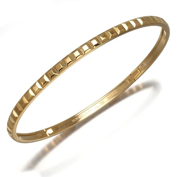 BOUCHERON BRACELET QUATRE CLOU BANGLE: Boucheron Bracelet Quatre Clou Bangle Brand: BOUCHERON Type: Bracelet Material: 18K / 750 / Yellow Gold Color: Yellow Gold Size: Inner circumference: 18 Engraved / 18cm Accessories: None