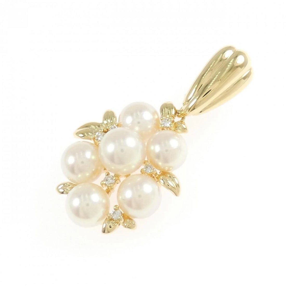 TASAKI AKOYA PEARL PENDANT: TASAKI Akoya Pearl Pendant Brand: TASAKI Type: Pendant Brooch Material: K18 Yellow Gold Main Stone Akoya Pearl Color: Yellow Gold Size: ActualSize HxW: 34.9mmx18.4mm Accessories: None