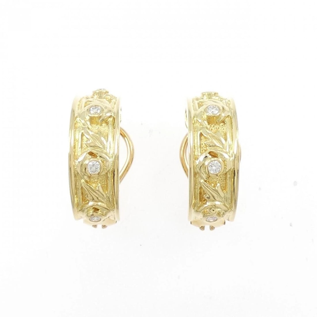 MIKIMOTO DIAMOND EARRINGS: MIKIMOTO Diamond Earrings Brand: MIKIMOTO Type: Earrings Material: K18 Yellow Gold Main Stone Natural Color: Yellow Gold Size: ActualSize HxW: 19.4mmx6.9mm Accessories: None Accessories