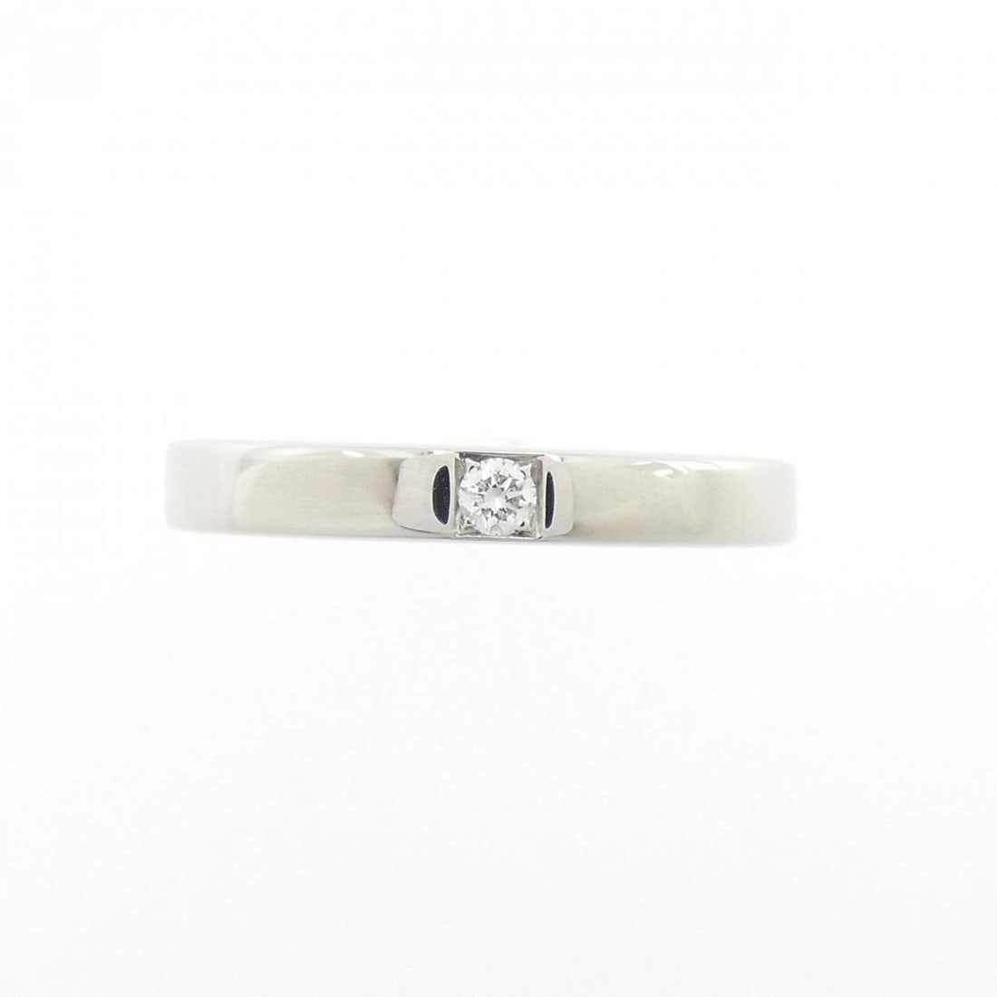 BVLGARI MARRY ME RING: Bvlgari Marry Me Ring Brand: BVLGARI Type: Ring Material: Platinum 950 Main Stone Natural Color: Platinum Size: 4.5 (US size) Accessories: None Accessories Notice: When purchasing pre-owned