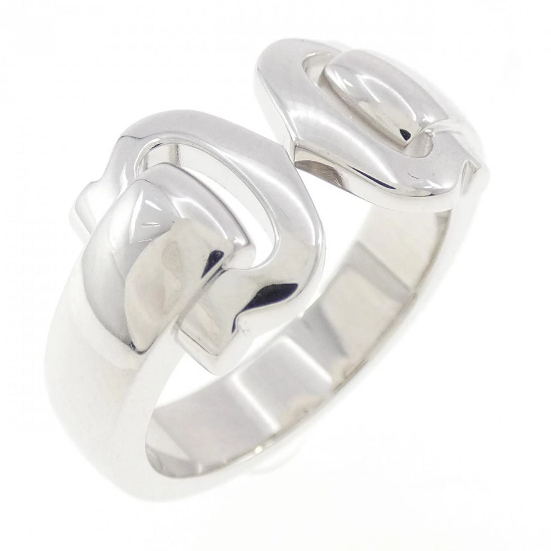 CARTIER 2C MOTIFS RING: Cartier 2C Motifs Ring Brand: Cartier Type: Ring Material: 750 White Gold Color: White Gold Size: 6.5-7 (US size) Accessories: None Accessories Notice: When purchasing pre-owned goods, please