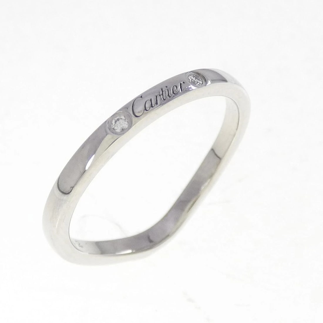 CARTIER BALLERINA 3P RING: Cartier Ballerina 3P Ring Brand: Cartier Type: Ring Material: Platinum 950 Main Stone Natural Color: Platinum Size: 6 (US size) Accessories: None Accessories Notice: When purchasing pre-owned