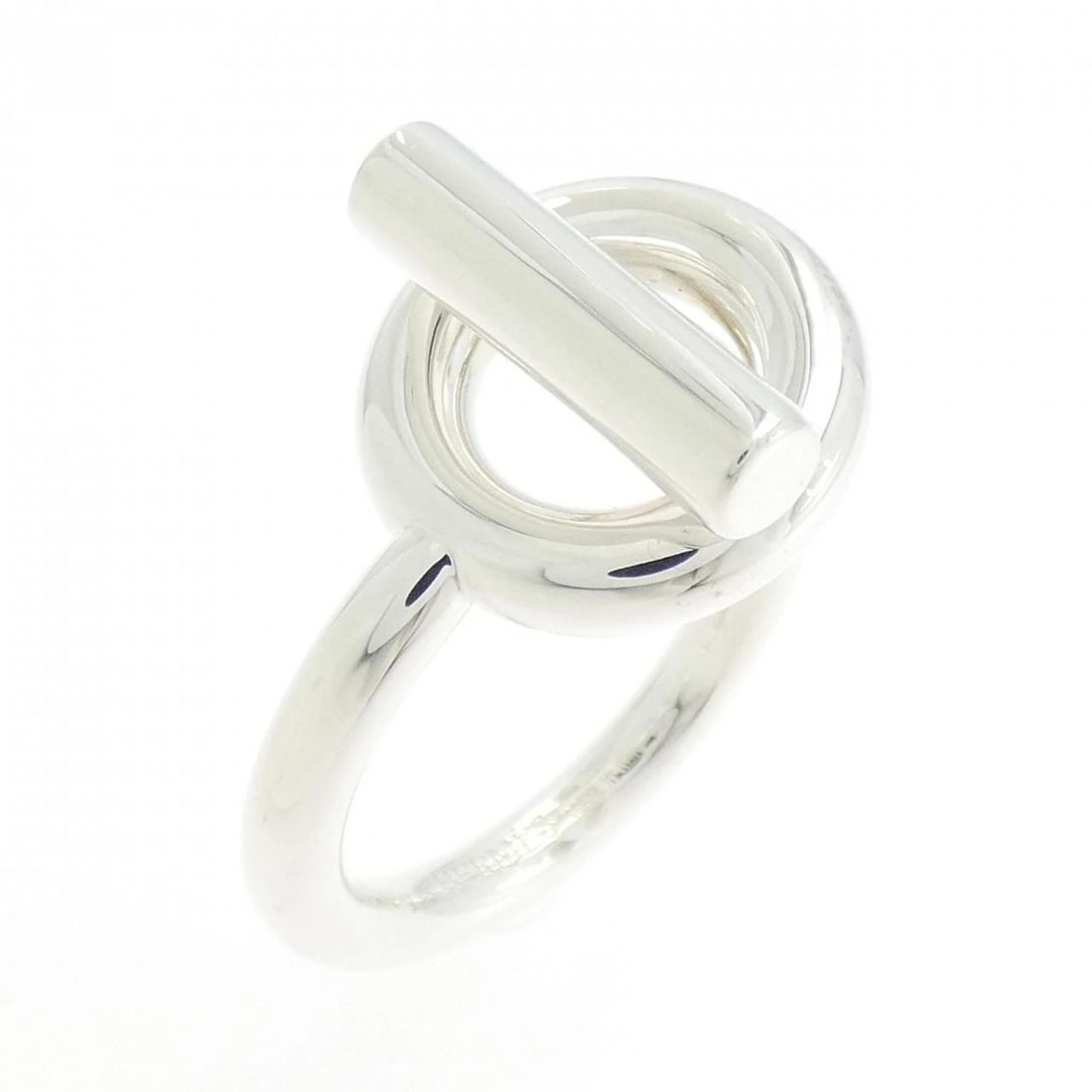 HERMES ECHAPPEE RING: HERMES ECHAPPEE Ring Brand: HERMES Type: Ring Material: 925 Silver Color: Silver Size: 7.5-8 (US size) Accessories: None Accessories Notice: When purchasing pre-owned goods, please refer to