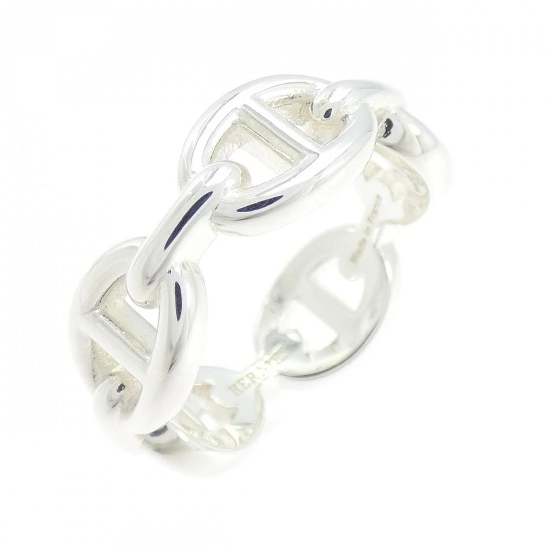 HERMES CHAINE D'ANCRE ENCHENE RING: HERMES Chaine d'Ancre Enchene Ring Brand: HERMES Type: Ring Material: 925 Silver Color: Silver Size: 7-7.5 (US size) Accessories: None Accessories Notice: When purchasing pre-owned goods,