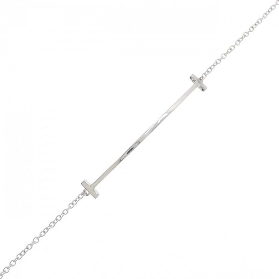 TIFFANY T SMILE BRACELET: Tiffany T Smile Bracelet Brand: Tiffany Type: Bracelet Material: 750 White Gold Color: White Gold Size: 16.5cm Accessories: None Accessories Notice: When purchasing pre-owned goods, please