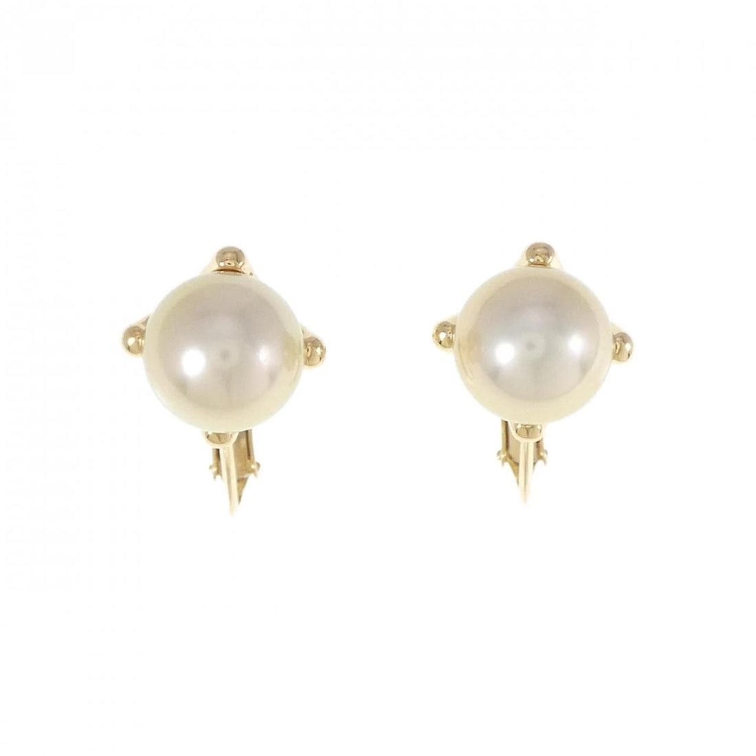 TASAKI SOUTH SEA PEARL EARRINGS: TASAKI South Sea Pearl Earrings Brand: TASAKI Type: Earrings Material: K18 Yellow Gold Main Stone South Sea Pearl Color: Yellow Gold Size: ActualSize HxW: 12.0mmx12.0mm Accessories: None