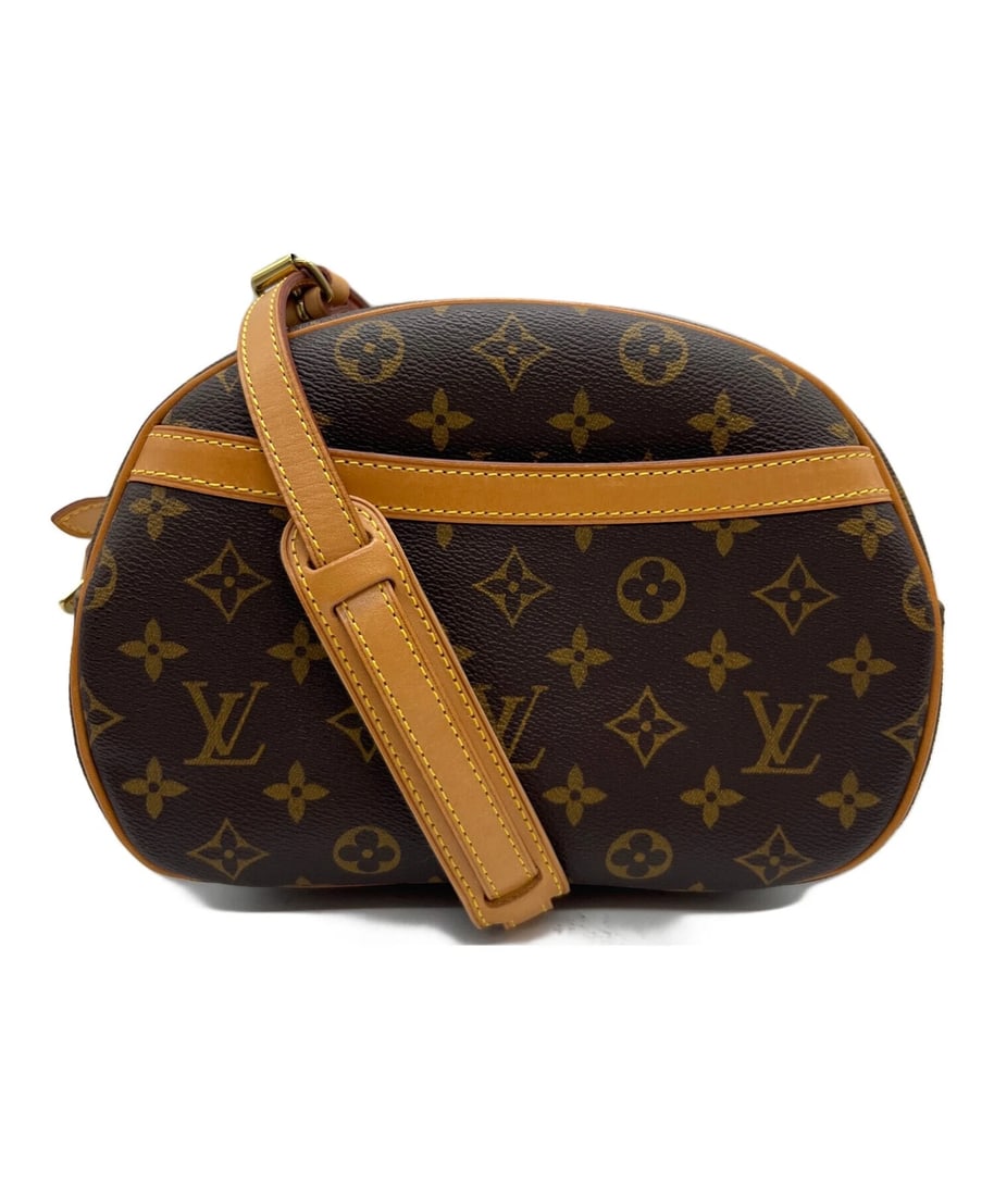 LOUIS VUITTON SHOULDER BAG: LOUIS VUITTON Shoulder Bag Brand: LOUIS VUITTON Type: Handbag Material: none Color: Brown Size: H:18cm / W:26cm / D:12cm Accessories: None Accessories Notice: When purchasing pre-owned goods,