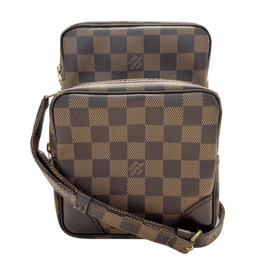 LOUIS VUITTON DAMIER SHOULDER BAG AMAZON: Louis Vuitton Damier Shoulder Bag Amazon Brand: Louis Vuitton Type: Handbag Material: Damier Canvas Color: Damier Ebene Size: W: 15cm / H: 20cm / D: 9cm / Shoulder: 130cm (max) Accessories: