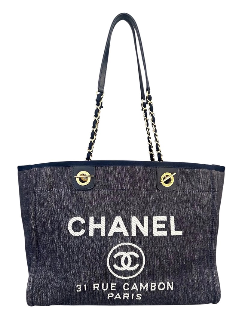 CHANEL DEAUVILLE MM: CHANEL Deauville MM Brand: CHANEL Type: Handbag Material: Canvas Color: Navy X White Size: H:25.0cm / W:33.0cm / D:15.0cm Accessories: None Accessories Notice: When purchasing pre-owned